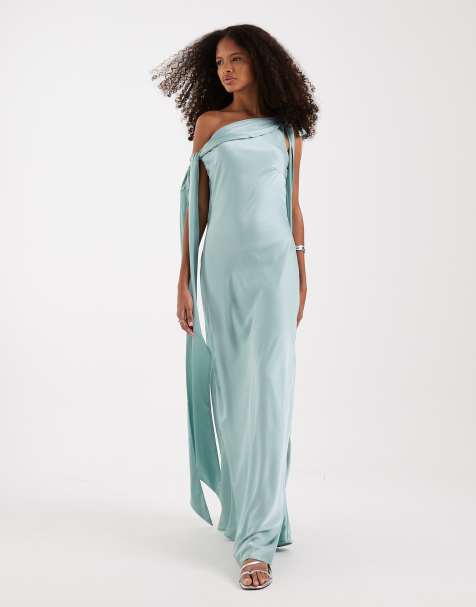 TFNC Brautjungfern-Maxikleid mit herabfallender Schulterpartie aus Satin in Aqua - view 1