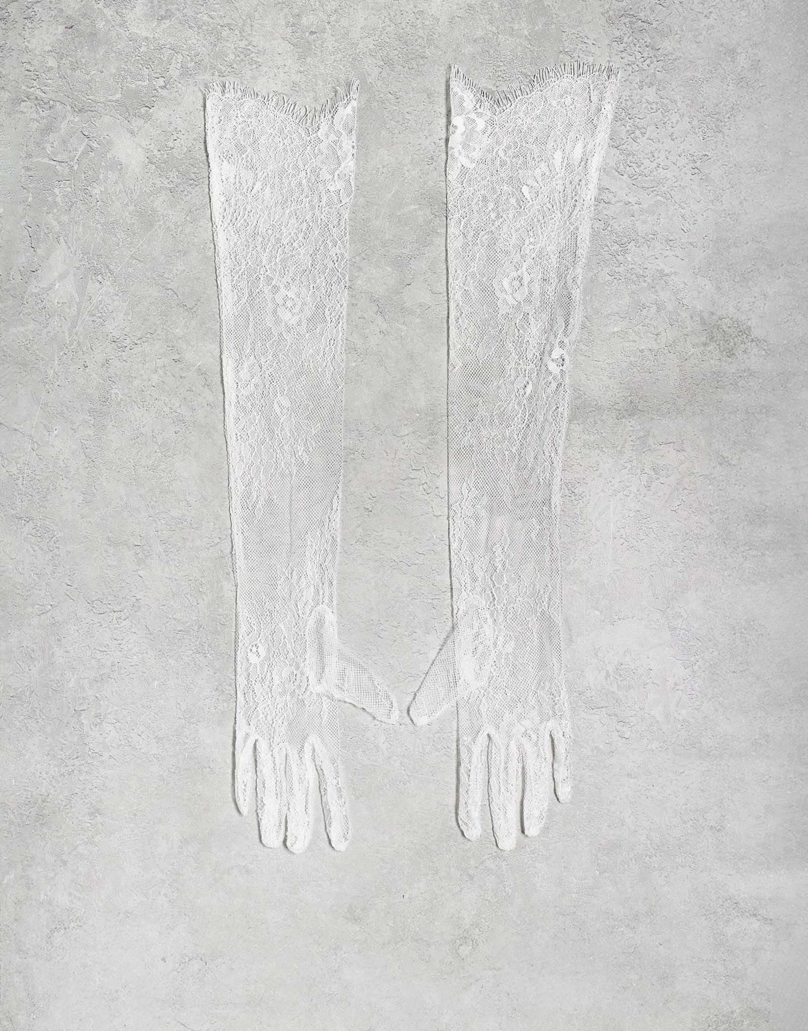 Свадебные кружевные перчатки TFNC белого цвета