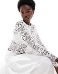 [TFNC] TFNC Bridal scallop lace overlay crop top in white 8 WHITE