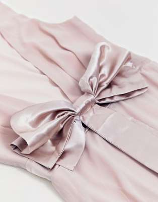 tfnc sateen bow back maxi bridesmaid dress in pink