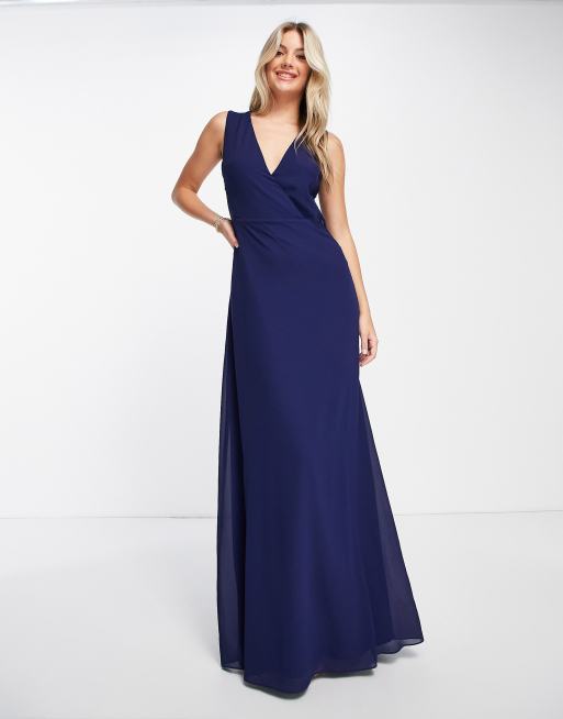 TFNC – Bridesmaid – Granatowa sukienka o fasonie z odkrytymi plecami z koronkowa wstawka