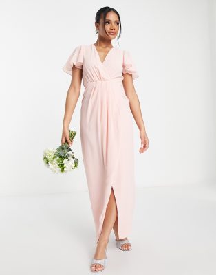 TFNC - Bridesmaid - Langes Brautjungfernkleid aus zartrosa Chiffon mit Flatterärmeln und gewickelter Vorderseite