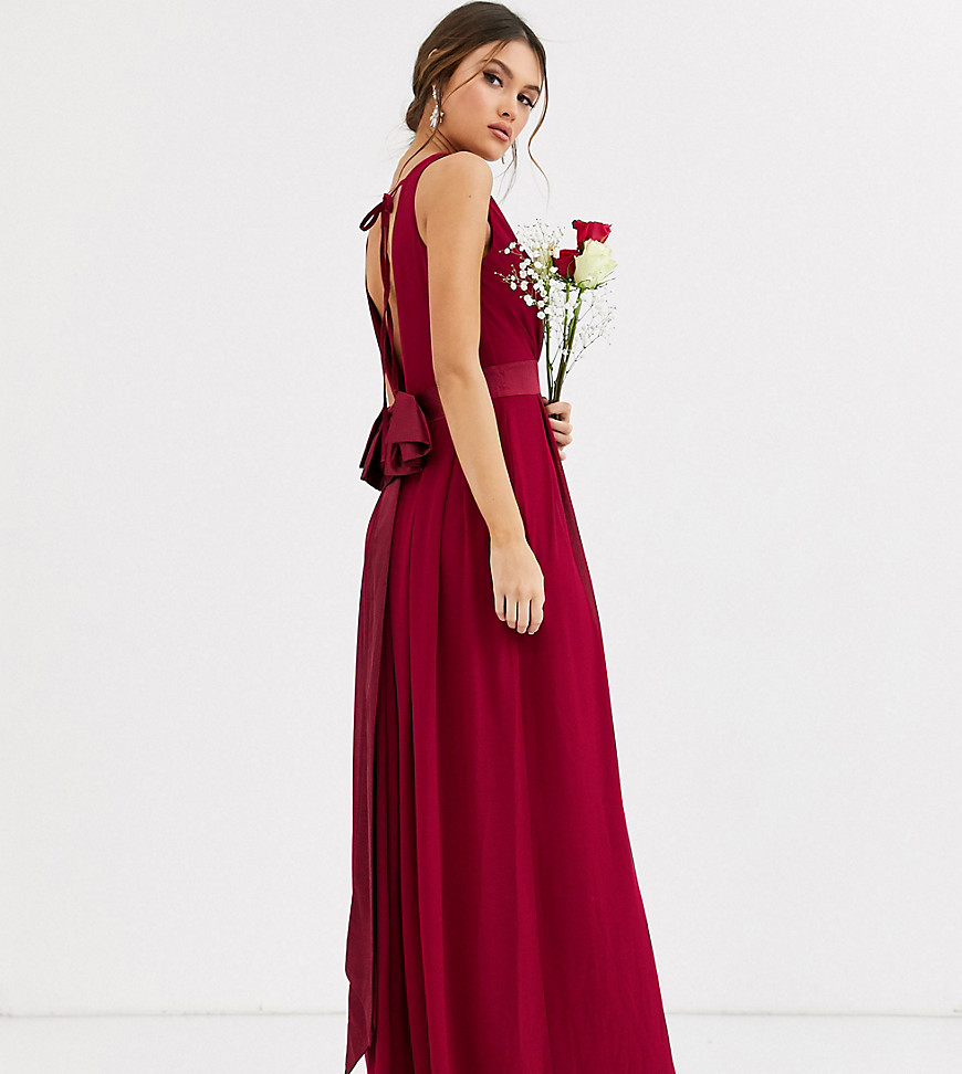 TFNC Bridesmaid maxi dress with bow back in mulberry-Red