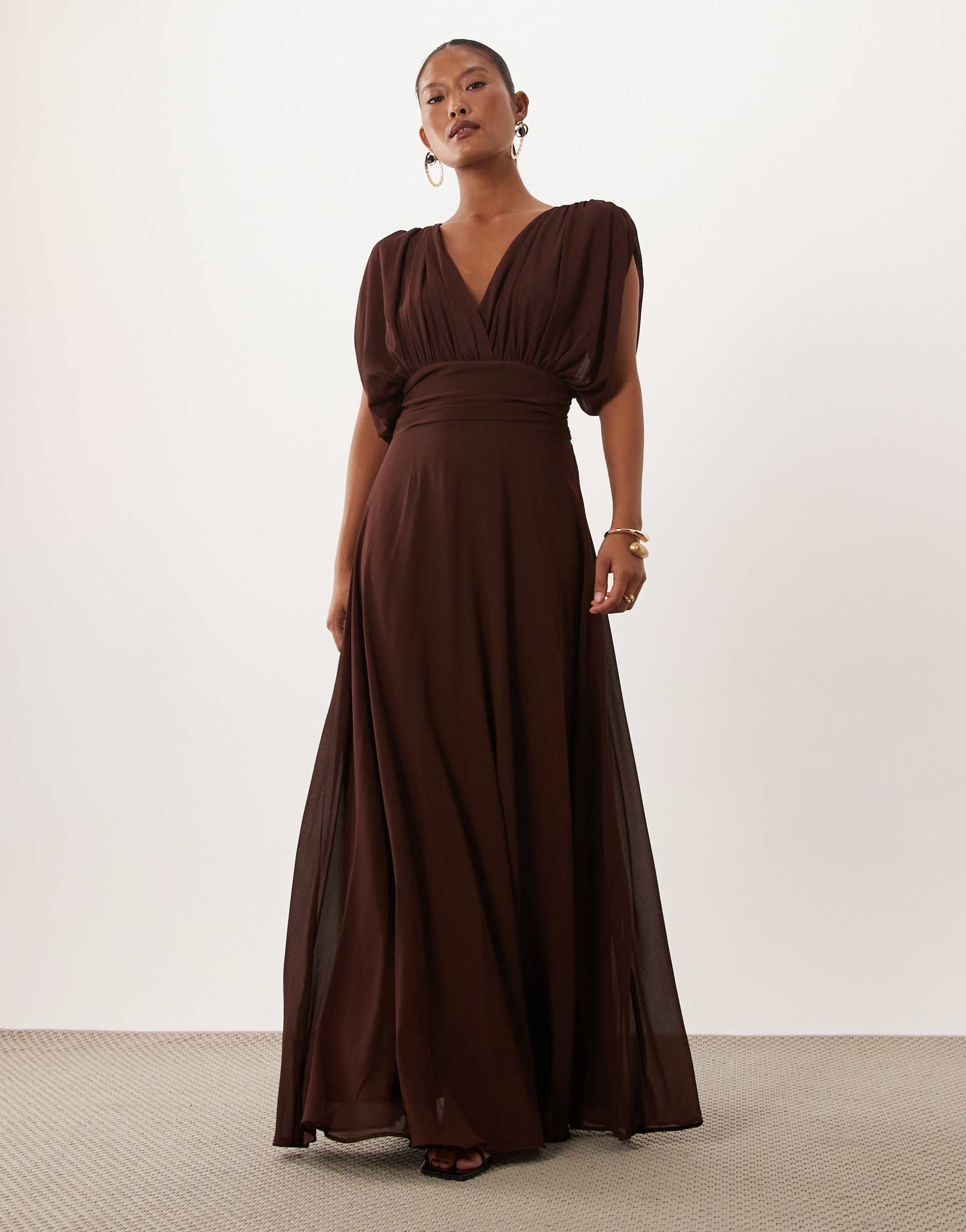 tfnc bridesmaid petite chiffon v-neck drape sleeve pleated maxi dress in chocolate