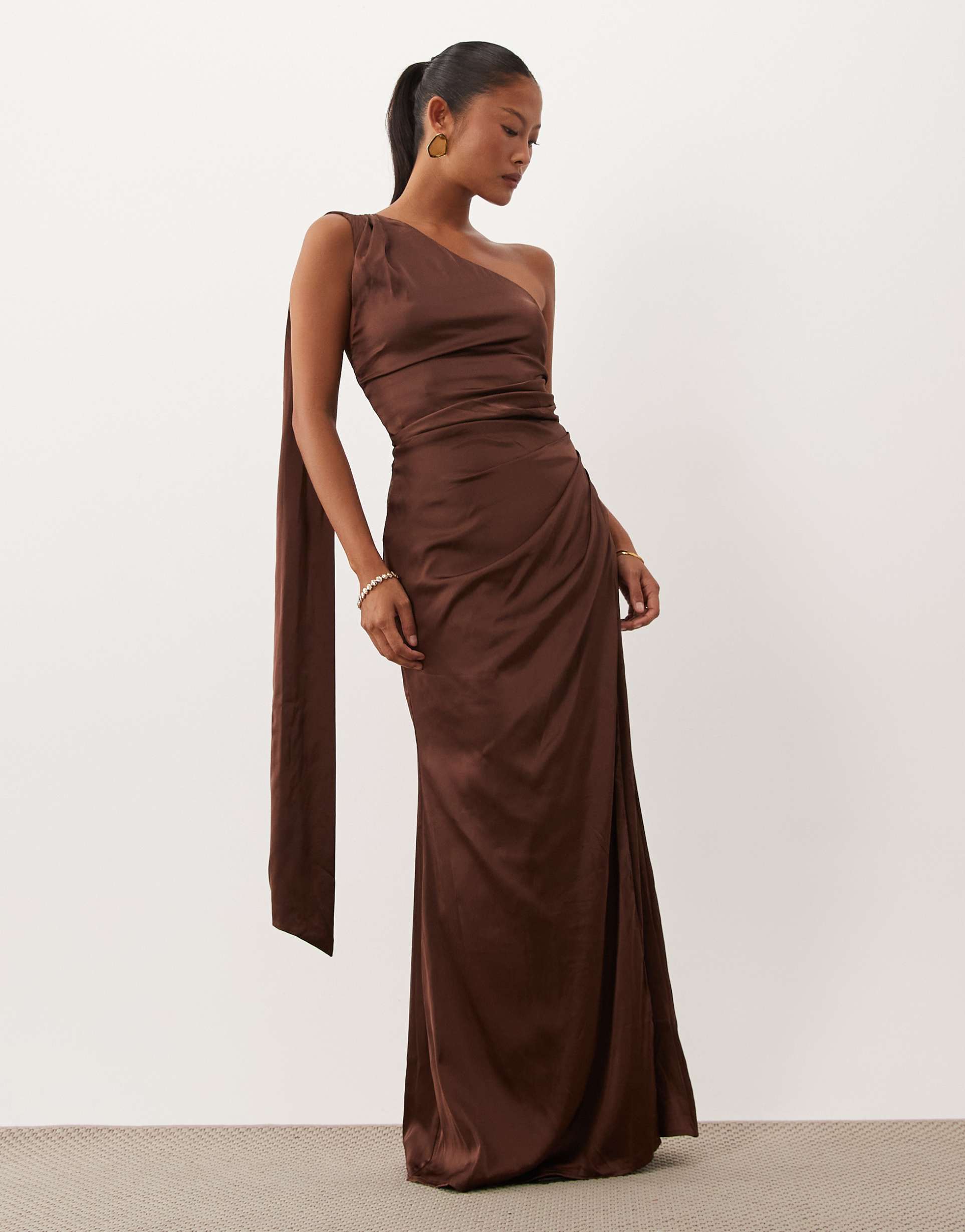 tfnc bridesmaid petite satin one shoulder drape back slit detail maxi dress in chocolate