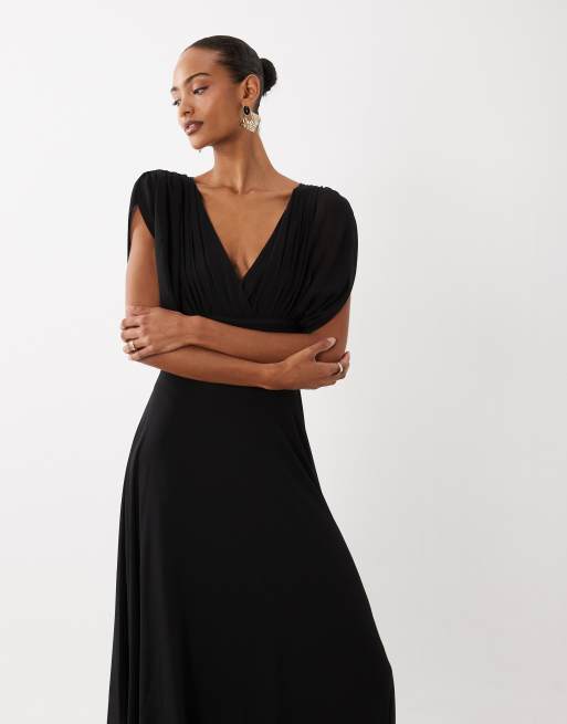 TFNC Bridesmaid pleated chiffon maxi dress in black, 3 of 4