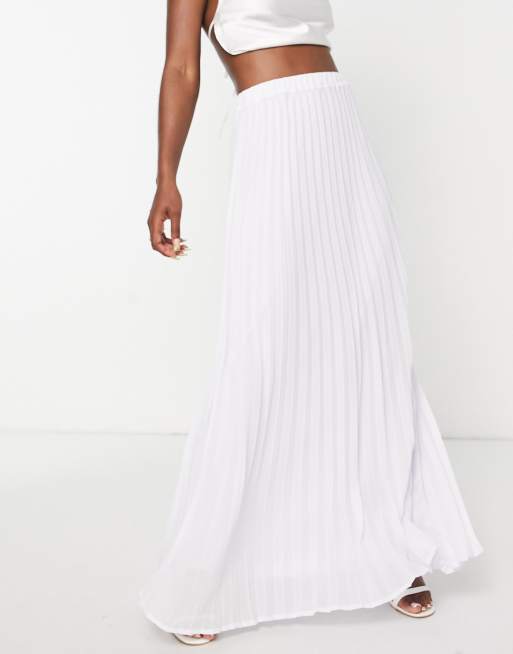 White pleated clearance maxi skirt uk