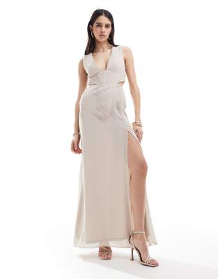 Bridesmaids chiffon pleated maxi dress with split in ecru-White