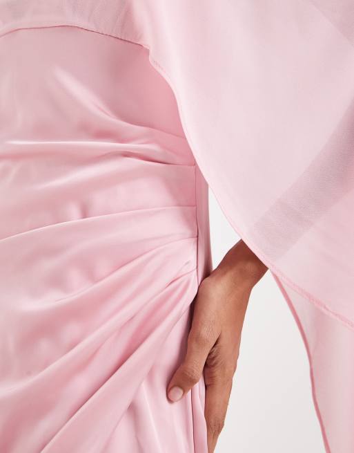 TFNC – Bridesmaids – Satin-Maxikleid in Rosa mit Mesh-Cape, 4 von 4