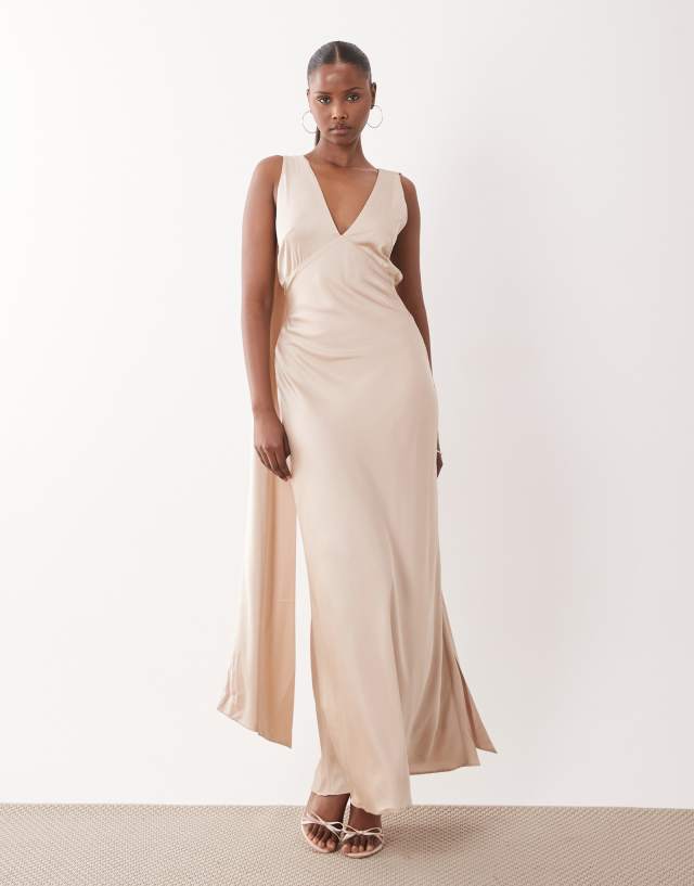 satin beige bridesmaid dresses TFNC Bridesmaids v-neck lace up maxi dress with scarf in cream From late NA-10.17.25AM Punta Mita Smocked Black Size:XXS (US 00)