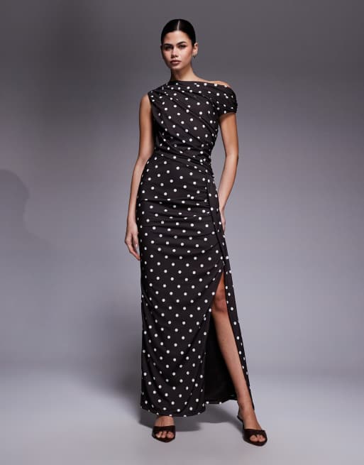 TFNC - Chokoladebrun offshoulder-maxikjole med polkaprikker, 4 af 4