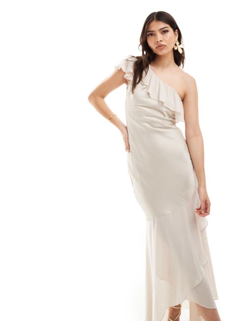 TFNC - L'invitée - Robe longue asymétrique en satin à volants - Champagne