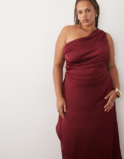 TFNC - L'invitée - Robe portefeuille longue en satin à une épaule - Bordeaux, 2 de 4
