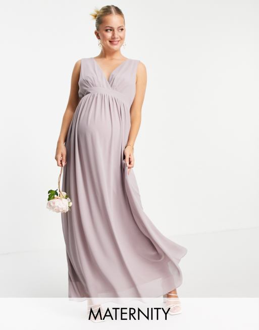 TFNC Maternity – Bridesmaid – Jasnoszara szyfonowa sukienka z kopertową górą