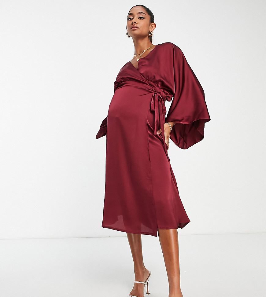 TFNC Maternity Bridesmaid kimono sleeve satin wrap midi dress in berry-Purple