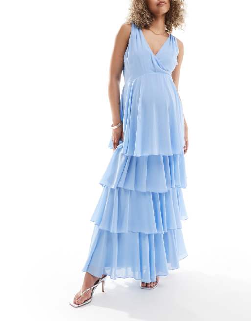 TFNC Maternity - Brudepiger - Lagdelt maxikjole i lyseblå chiffon, 4 af 4