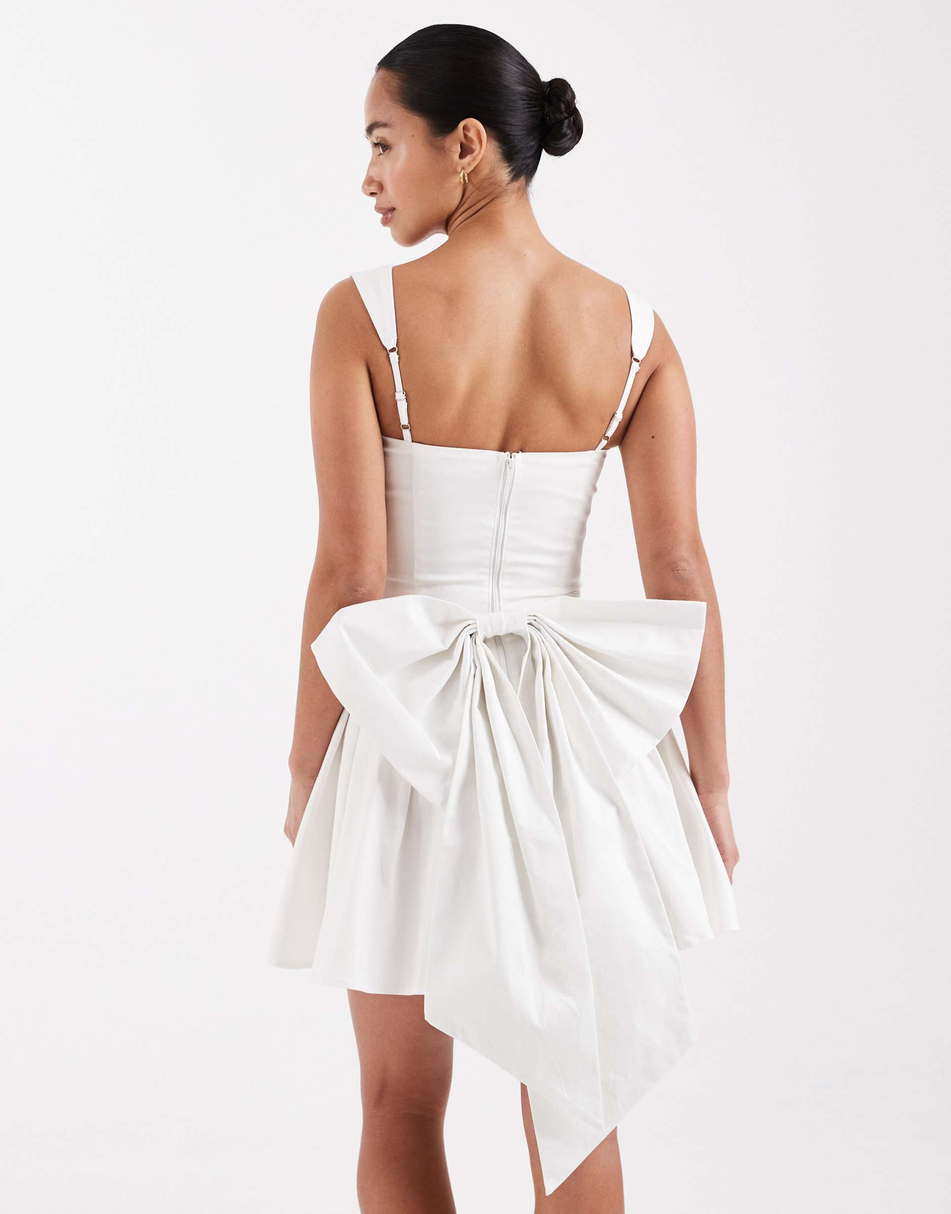 tfnc petite bridal corset pleated mini dress with bow back in ivory