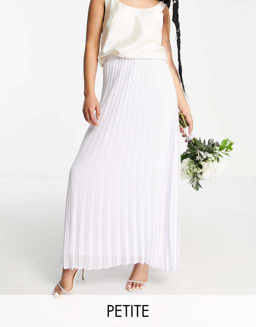 TFNC Petite Bridesmaid – Biała plisowana spódnica maxi