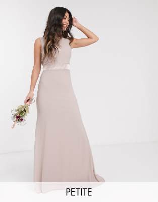 tfnc sateen bow back maxi bridesmaid dress in pink