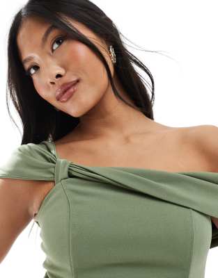 Tfnc Petite Bridesmaid Fallen Shoulder Maxi Dress With Slit In Green