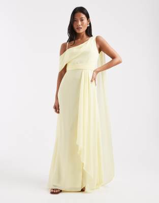 TFNC Petite - Bridesmaid - Maxikleid aus Chiffon in Gelb mit abfallender Schulterpartie und Wickelrock