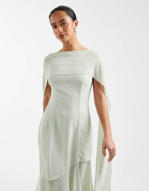 TFNC Petite – Bridesmaid – Maxikleid aus Chiffon in Salbeigrün mit durchscheinendem Rock und Schaldetail, 3 von 4