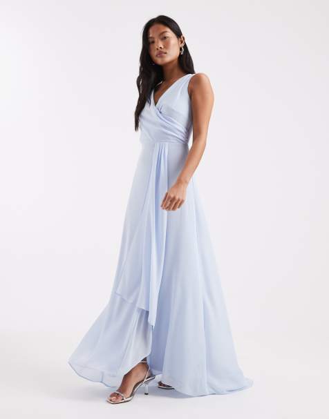 TFNC Petite – Bridesmaid Yida – Maxikleid aus Chiffon in Blau mit Drapierung und Wickeloberteil - view 1