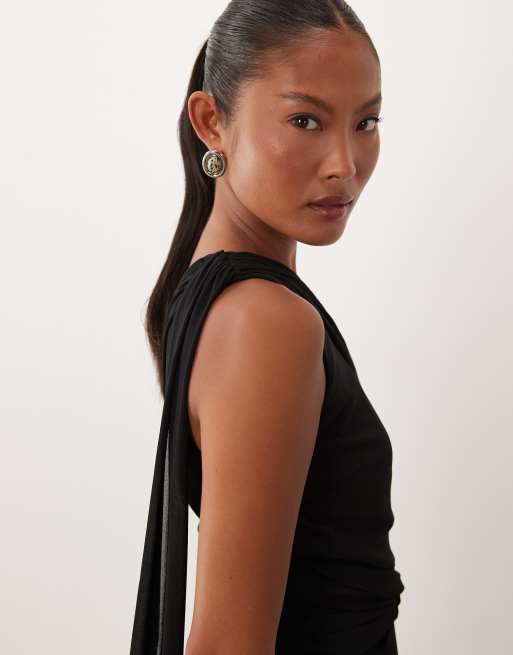 TFNC Petite chiffon one shoulder twist talje draperet maxikjole i sort, 3 af 4