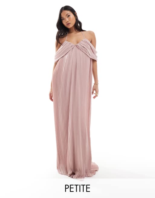 TFNC Petite - L'invitée - Robe longue à épaules nues en mousseline plissée - Rose pastel