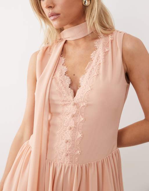 TFNC Petite low v-neck chiffon and lace romper with scarf in light pink, 3 of 4