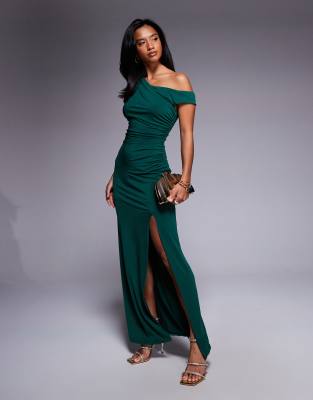 TFNC Petite - Midaxi-Kleid in Smaragdgrün mit hohem Beinschlitz mit One-Shoulder-Träger