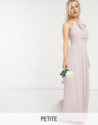 TFNC Petite - Plissiertes Brautjungfern-Maxikleid mit Wickeldetail in Nerzbraun-Rosa