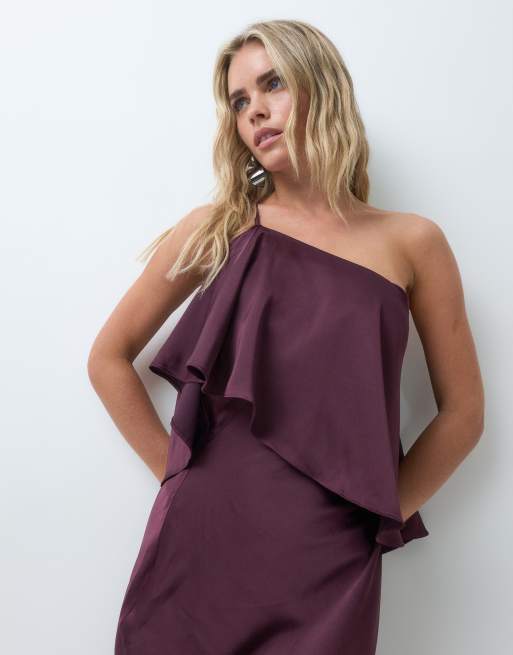 TFNC Petite Premium satin one shoulder ruffle detail asymmetric back maxi dress in deep plum, 2 of 5