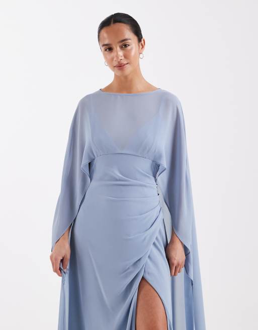 TFNC Petite - Vestito lungo da cerimonia in chiffon blu con mantella, 3 di 4
