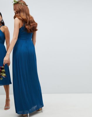 full figure clothing stores near me