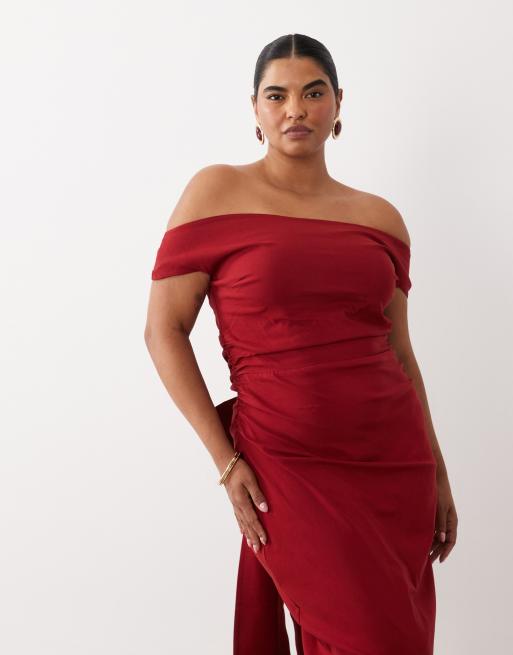 TFNC Plus bengaline bardot bow back maxi dress in burgundy, 3 of 4