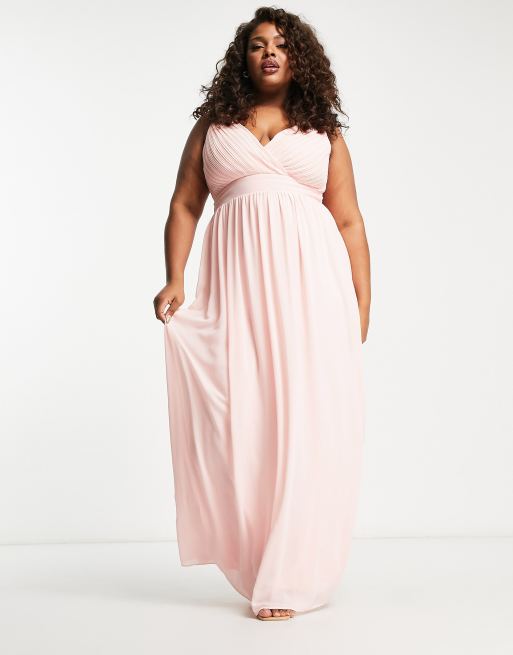 TFNC Plus - Bruidsmeisjes - Lange jurk van chiffon met overslag voor en versieringen op de schouders in fluister roze