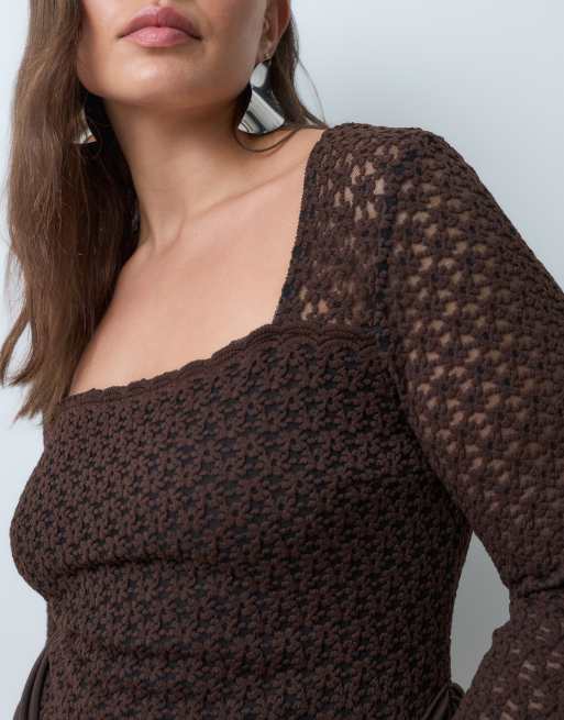 TFNC Plus lace square neck flare sleeve drape detail maxi dress in chocolate, 5 of 5