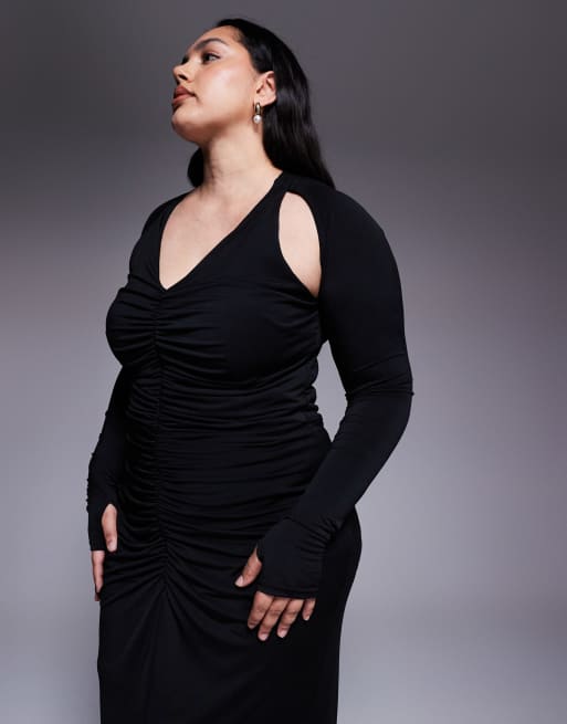 TFNC Plus – Langärmliges Maxikleid in Schwarz mit Cut-out an der Schulter und Rückenausschnitt, 2 von 4
