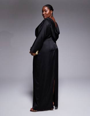 TFNC Plus - Langärmliges Satin-Maxikleid in Schwarz mit Wasserfallausschnitt am Rücken