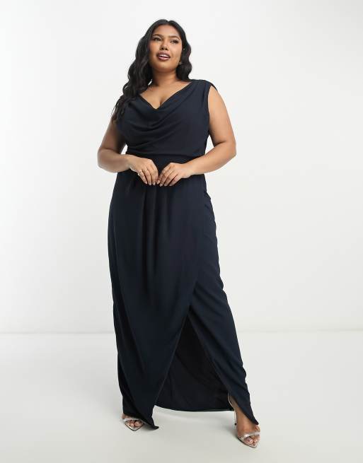 TFNC Plus - L'invitée - Robe longue cache-cœur en mousseline avec col et dos bénitier - Bleu marine, 4 de 4