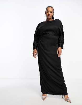 TFNC Plus - Maxikleid in Schwarz mit Wasserfallausschnitt