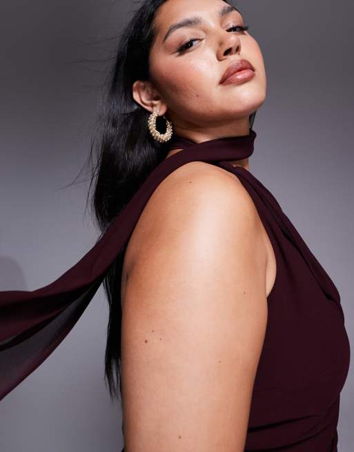 TFNC Plus one shoulder scarf neck maxi dress in cherry, 4 of 4