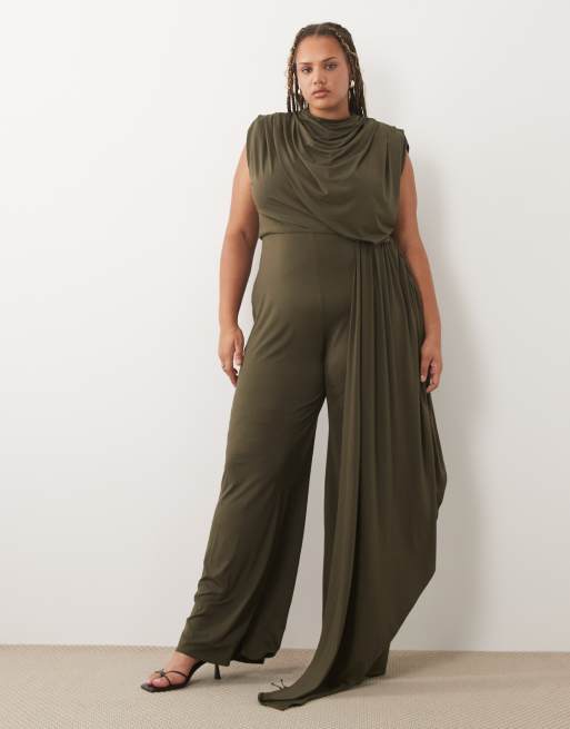 TFNC Plus - Tuta jumpsuit kaki con dettaglio drappeggiato e fascia