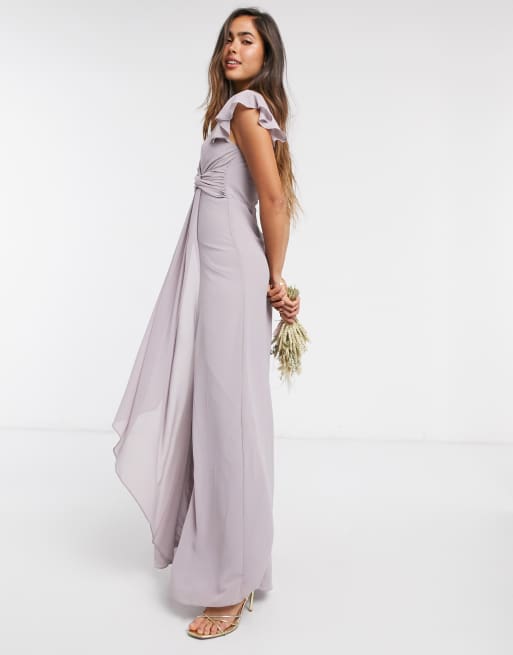 Tfnc Robe Longue A Volants Et Manches Evasees Pour Demoiselle D Honneur Gris Asos