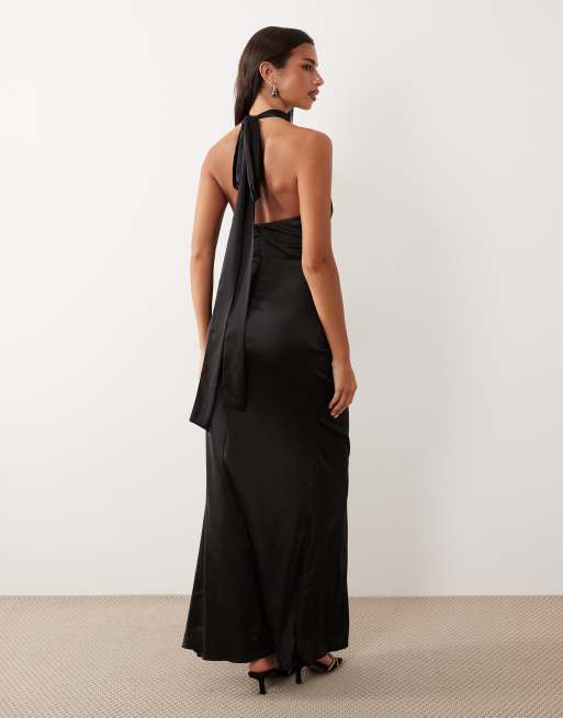 TFNC - Robe longue plissée en satin à dos nu - Noir, 2 de 4
