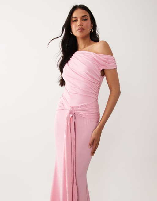 TFNC - Robe près du corps coupe longue et asymétrique à détail drapé - Rose bonbon, 3 de 4