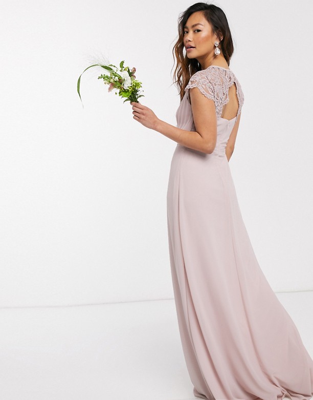 Zakup TFNC – RÓżowa sukienka maxi dla druhny z koronkowym rękawem RÓżowy