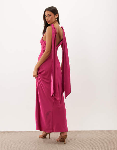TFNC – Satin-Maxikleid in Dunkelrosa mit tiefem Rückenausschnitt und Schleifenträgern - view 1