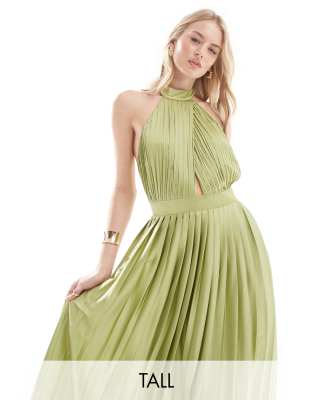 TFNC Tall - Bridesmaid - Plissiertes Neckholder-Maxikleid aus Satin in Olivgrün mit langem, weitem Rock